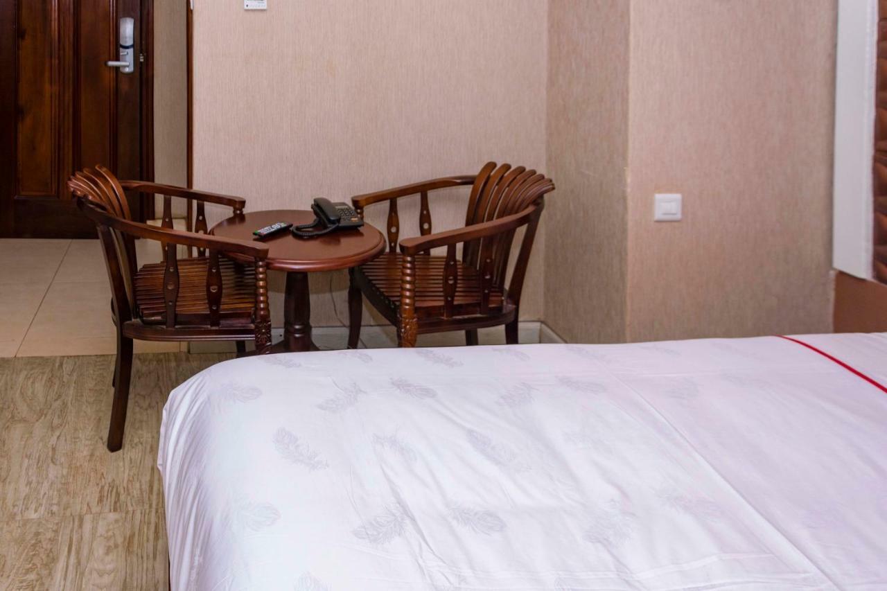 Freedom City Hotel Najjanankumbi Kamapala Kampala Dış mekan fotoğraf